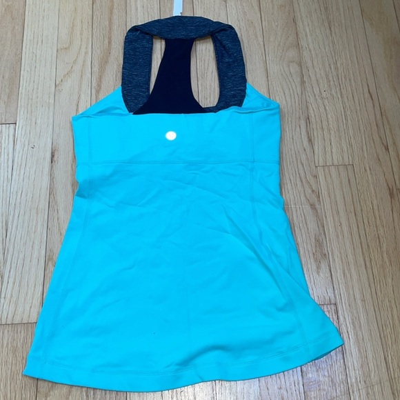 Lululemon Mint Green Sports Bra Tank-4 - Picture 4 of 6